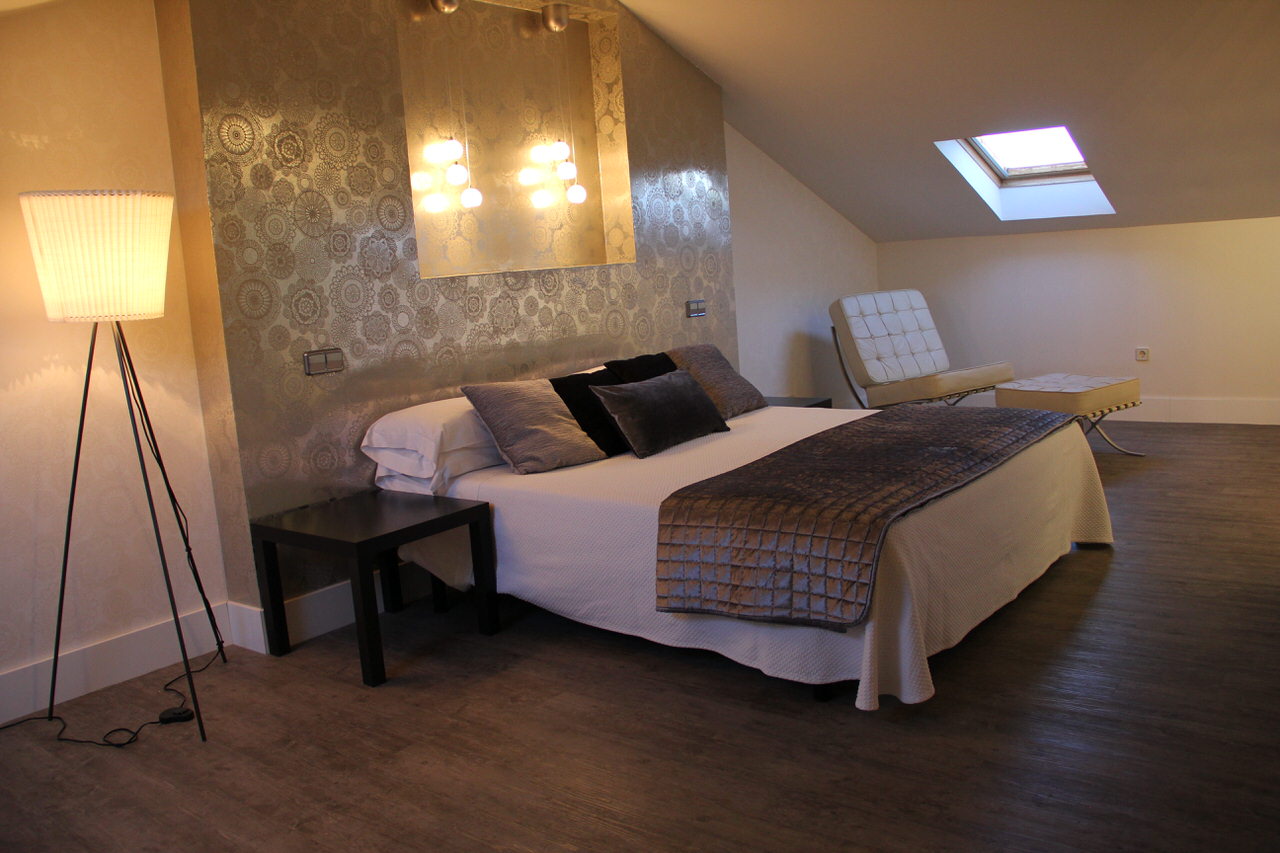 jacuzzi suite buhardilla